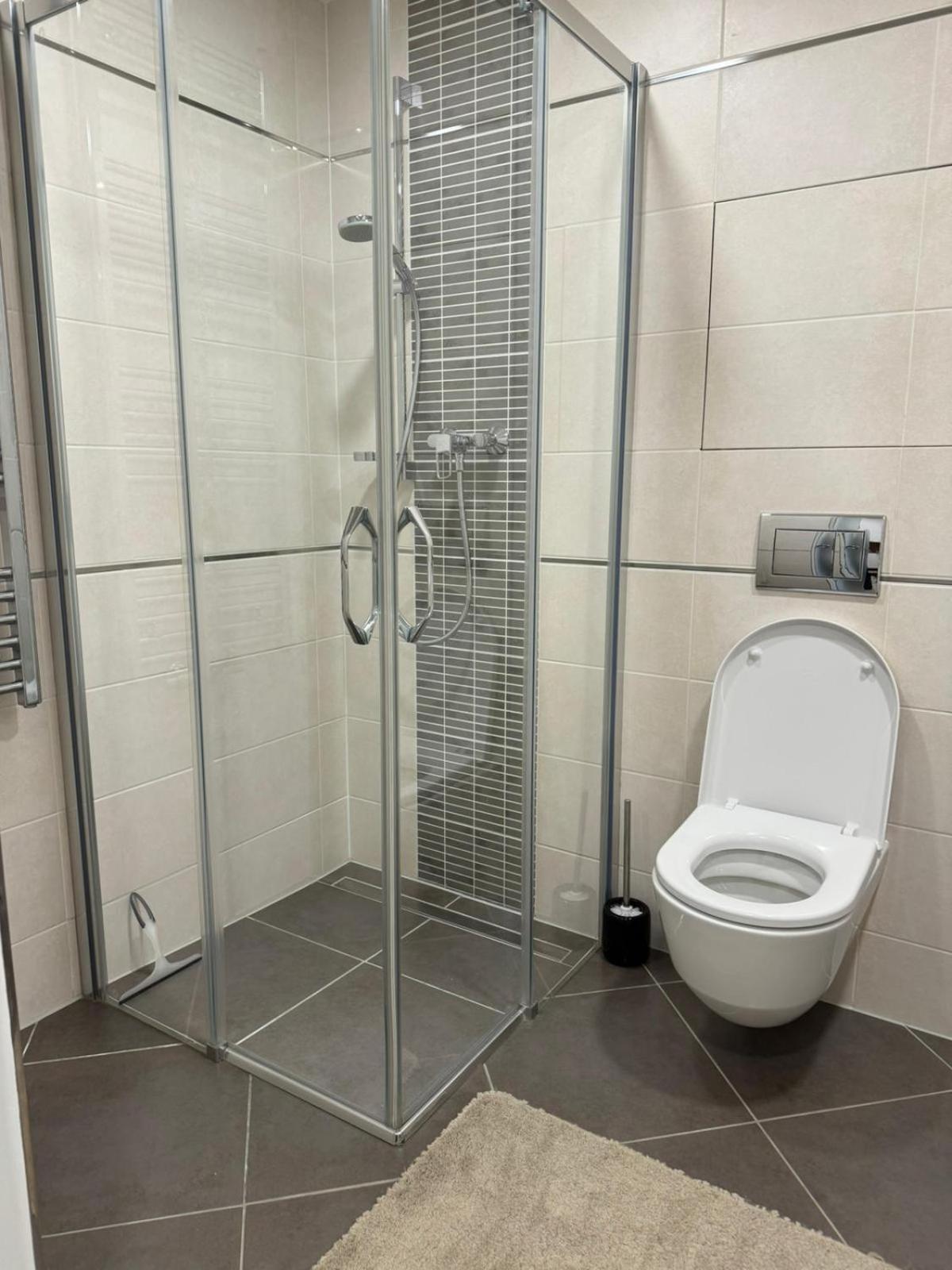 Apartment O2 Arena Holliday Suites *